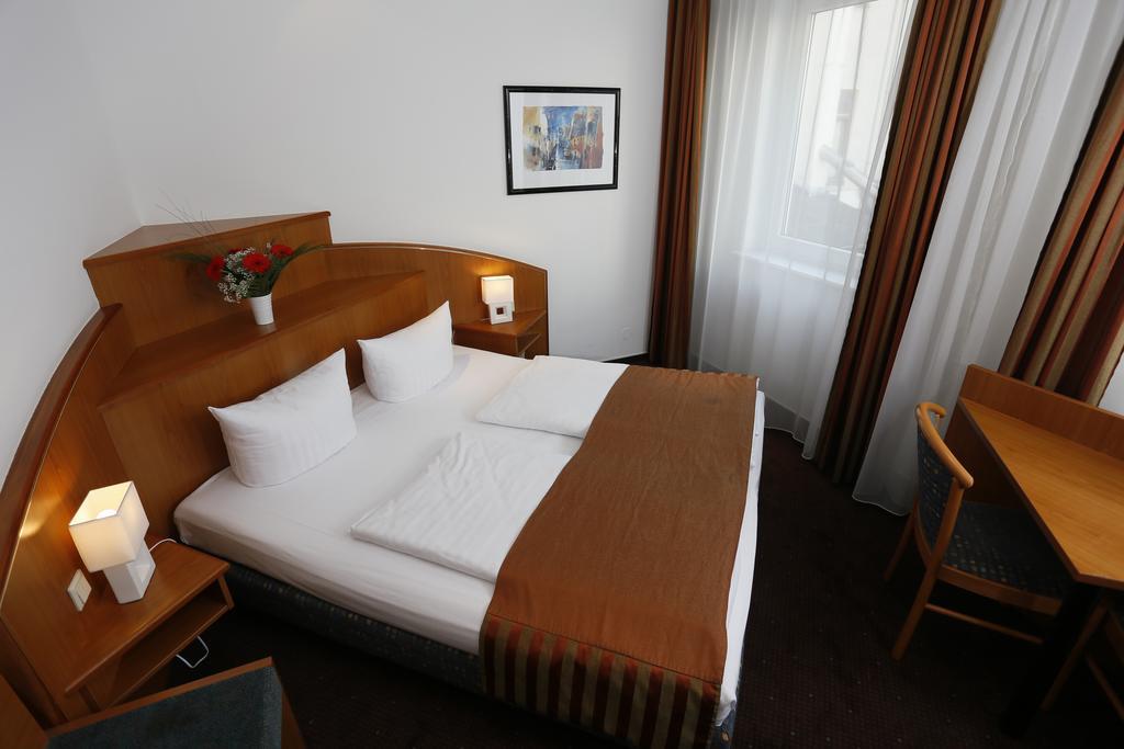 Hotel Condor Hamburg Exterior photo